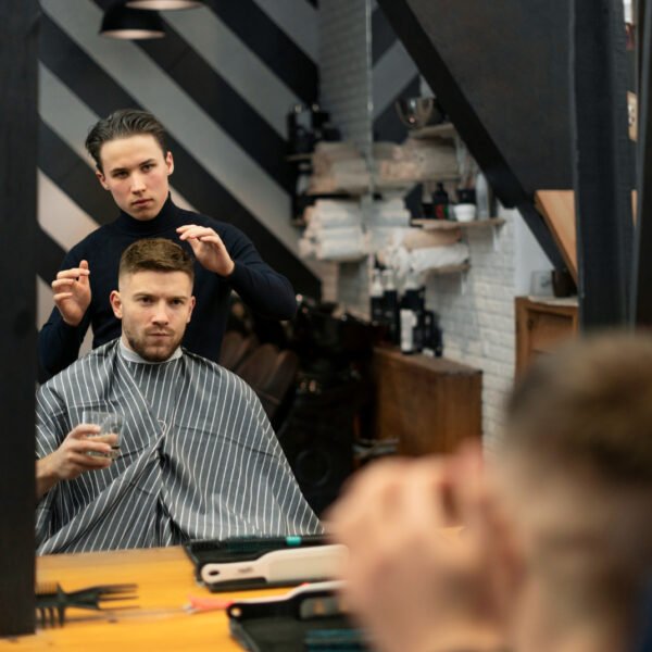 Como a decoração influencia nas vendas de uma barbearia moderna